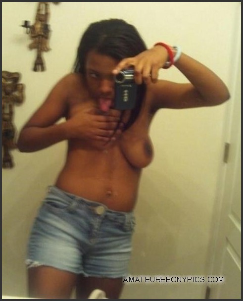 Naked Skinny Black Girl Tits - Skinny black girl in jeans trying to lick her. Picture #1