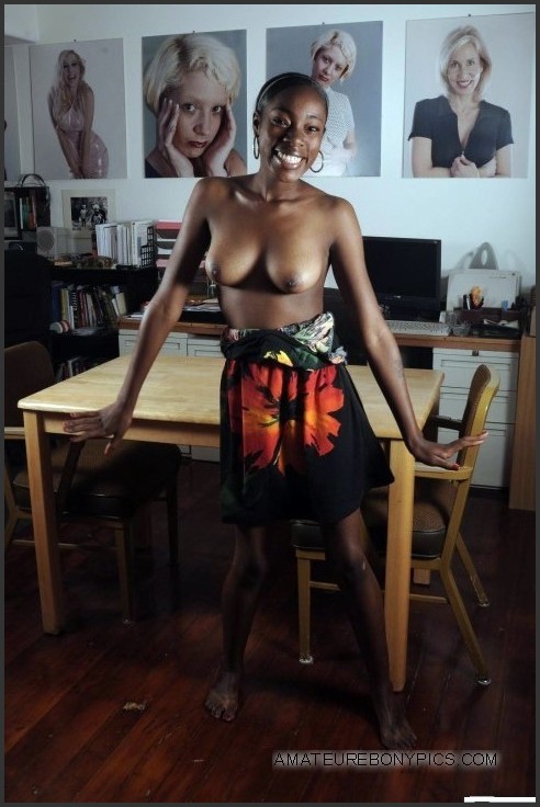 492px x 736px - Jet black african girl with natural tits. Picture #1